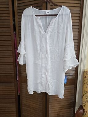 Wave Zone  White V-Neck Ruffle Sleeve Beach Coverup